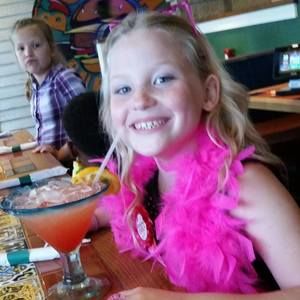 Meet your Posher, Jasmin